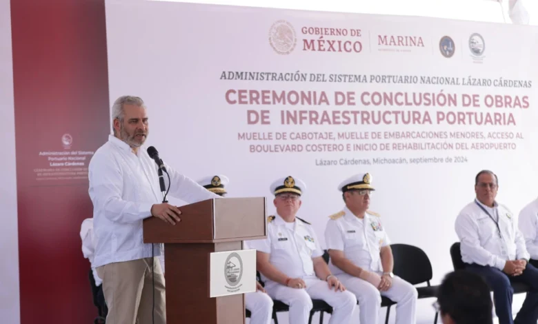 El gobernador inauguró un nuevo muelle de cabotaje en Lázaro Cárdenas