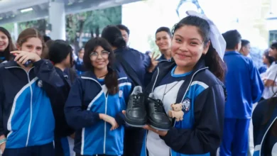 Llegan tenis del Programa Jalo a Estudiar a jóvenes de todo el estado