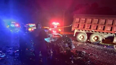 Un muerto y dos heridos por choque entre camión y un auto en Irimbo