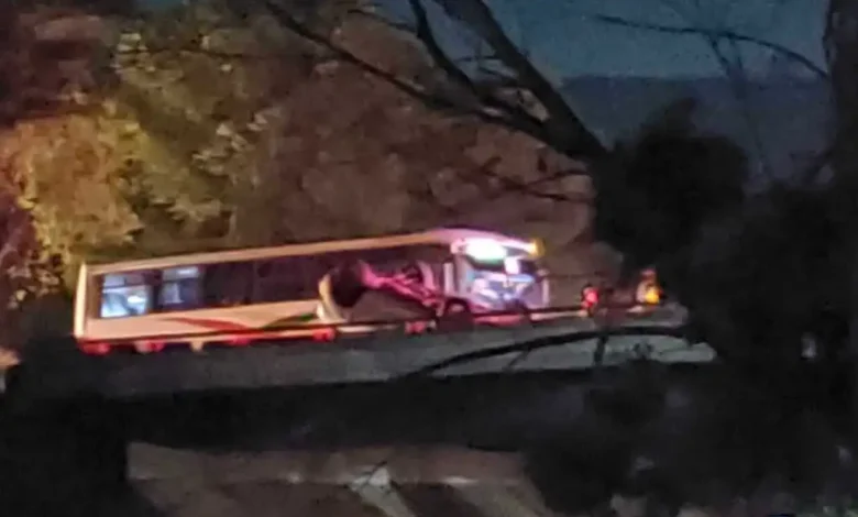 Volcadura de un camión en Tarímbaro, no hubo víctimas