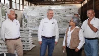 Ver más información del Gobierno Síguenos en: Facebook/NoticiasEnSintesis Twitter@NsintesisMich