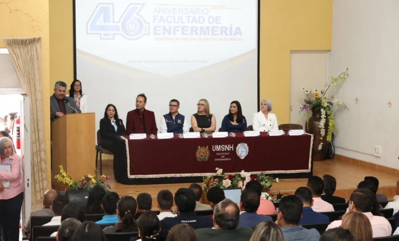 Conmemoran el 46 aniversario de la Facultad de Enfermería de la UMSNH