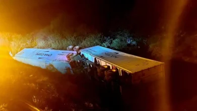 Dos trailers accidentados en diferentes hechos, en la Siglo XXI