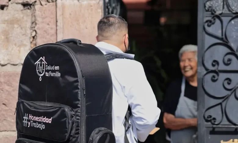 El programa de salud que atiende casa por casa llega a 93 municipios, informó la SSM