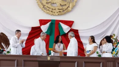 Entregó la 76 Legislatura la presea “Constitución de 1814” a Alma Rosa Bahena