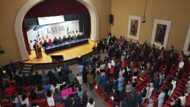 Ver más información del Gobierno Síguenos en: Facebook/NoticiasEnSintesis Twitter@NsintesisMich