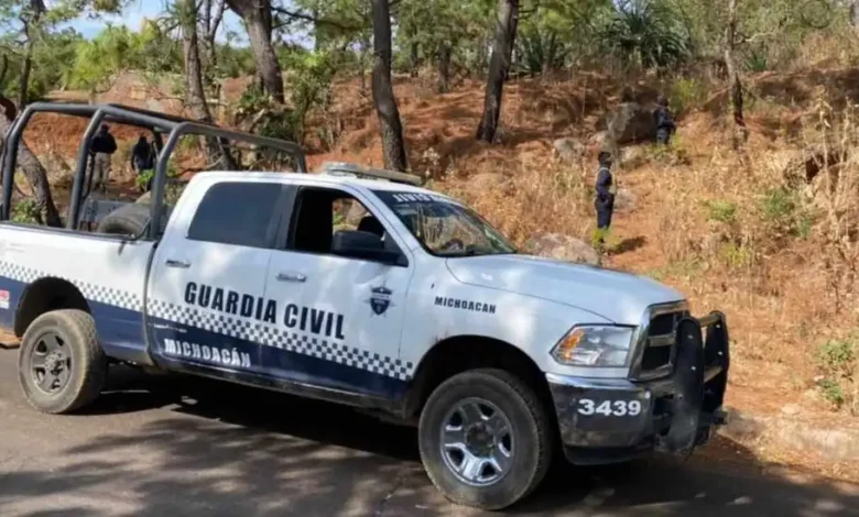 Ver más nota roja de Michoacán Síguenos en: Facebook/NoticiasEnSintesis Twitter@NsintesisMich