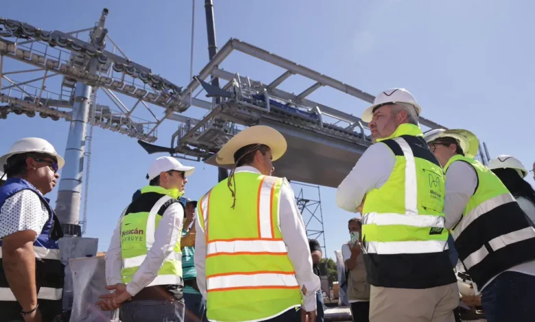 Ver más información del Gobierno Síguenos en: Facebook/NoticiasEnSintesis Twitter@NsintesisMich