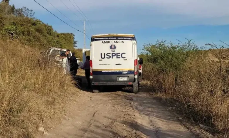 Hallan un cuerpo tirado en Huiramba