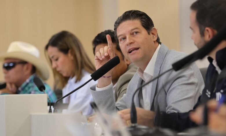 Ver más Noticias de Morelia Síguenos en: Facebook/NoticiasEnSintesis Twitter@NsintesisMich