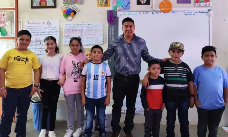 Maestro galardonado refuerza labor con el Juego de Pelota Purépecha