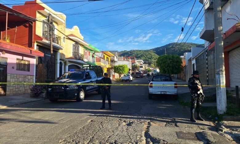 Matan a un hombre afuera de un hospital, en Uruapan
