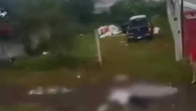 Un muerto y una herida por volcadura en Uruapan