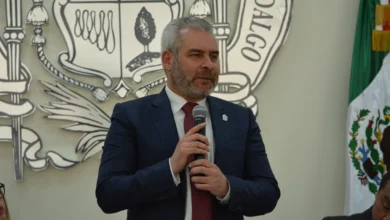 Ver más información del Gobierno Síguenos en: Facebook/NoticiasEnSintesis Twitter@NsintesisMich