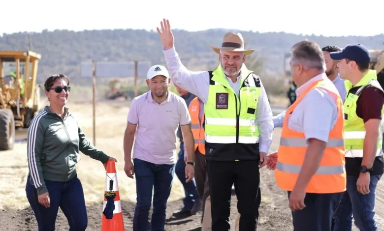 er más información del Gobierno Síguenos en: Facebook/NoticiasEnSintesis Twitter@NsintesisMich