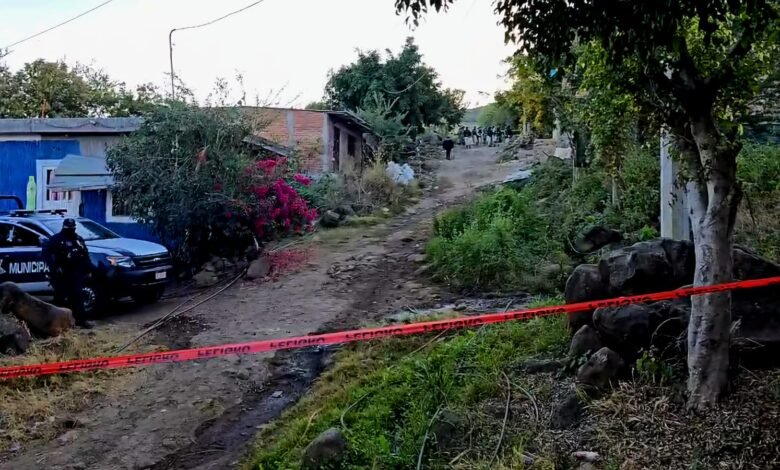 Ver más nota roja de Michoacán Síguenos en: Facebook/NoticiasEnSintesis Twitter@NsintesisMich