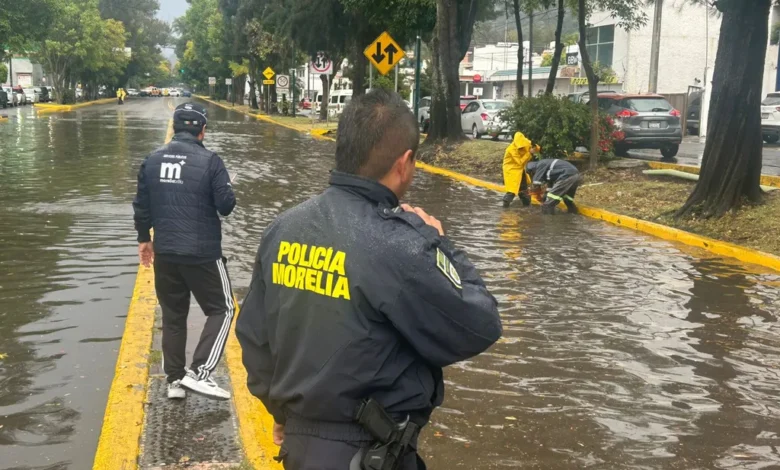 Desplegó Gobierno de Morelia brigadas para atender incidencias por fuerte lluvia de este domingo