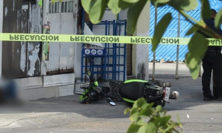 Ver más nota roja de Michoacán Síguenos en: Facebook/NoticiasEnSintesis Twitter@NsintesisMich