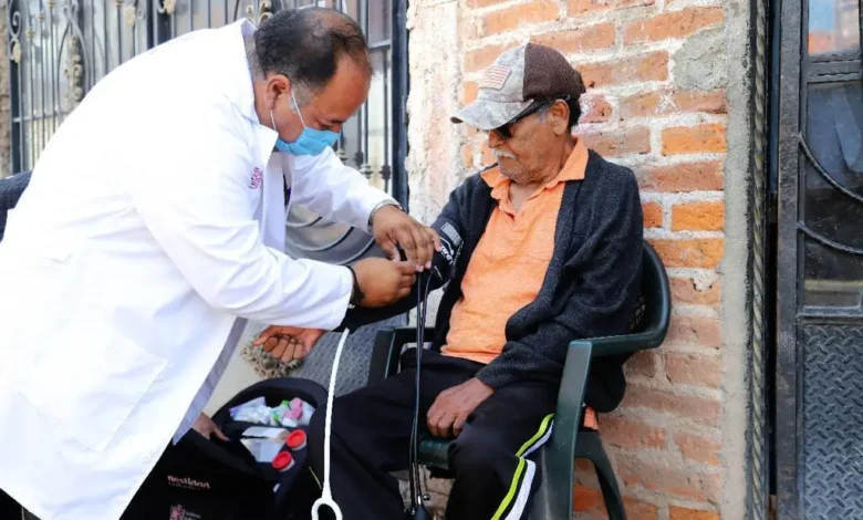 Ver más información del Gobierno Síguenos en: Facebook/NoticiasEnSintesis Twitter@NsintesisMich