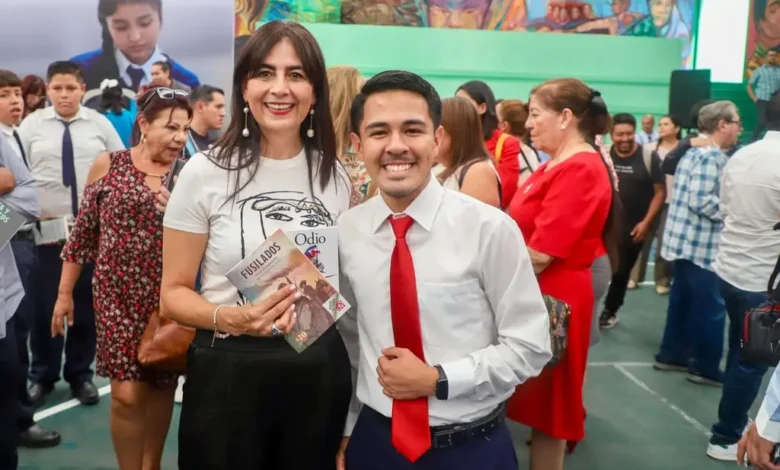 Ver más información del Gobierno Síguenos en: Facebook/NoticiasEnSintesis Twitter@NsintesisMich