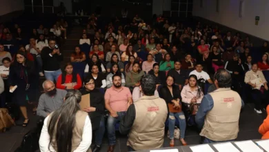 Ver más información del Gobierno Síguenos en: Facebook/NoticiasEnSintesis Twitter@NsintesisMich